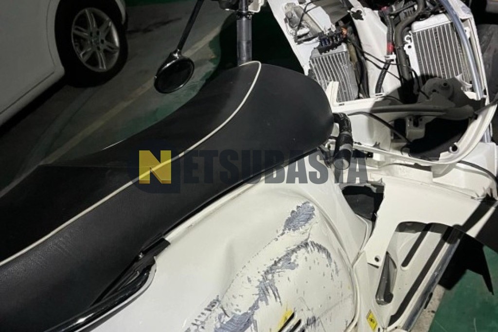 Vespa GTS 125 ie 2012