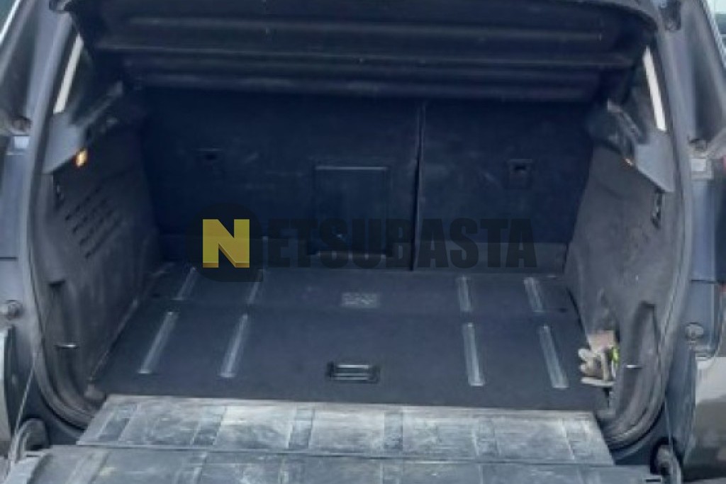 Peugeot 3008 HYbrid4 2014