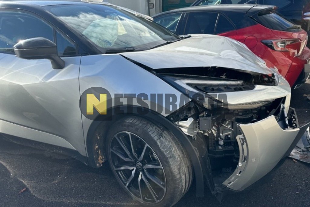 Toyota C-HR 200H AWD-i 2024