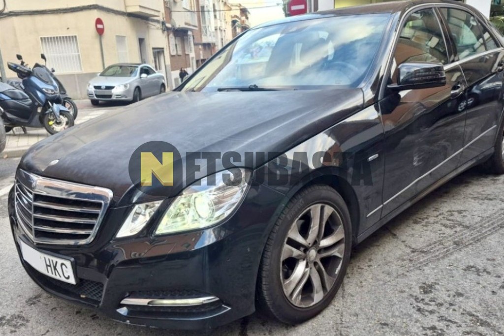 Mercedes-Benz E 220 CDI BlueEFFICIENCY Aut. 2012