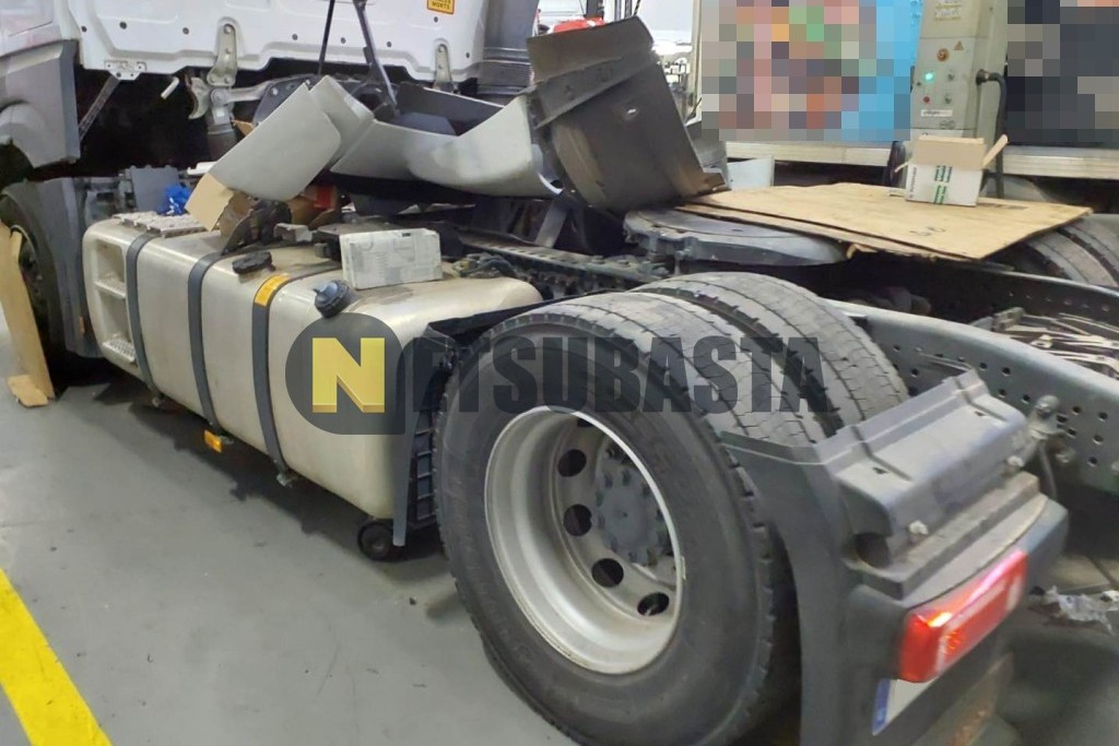 Mercedes-Benz Actros 1848 LS 2021