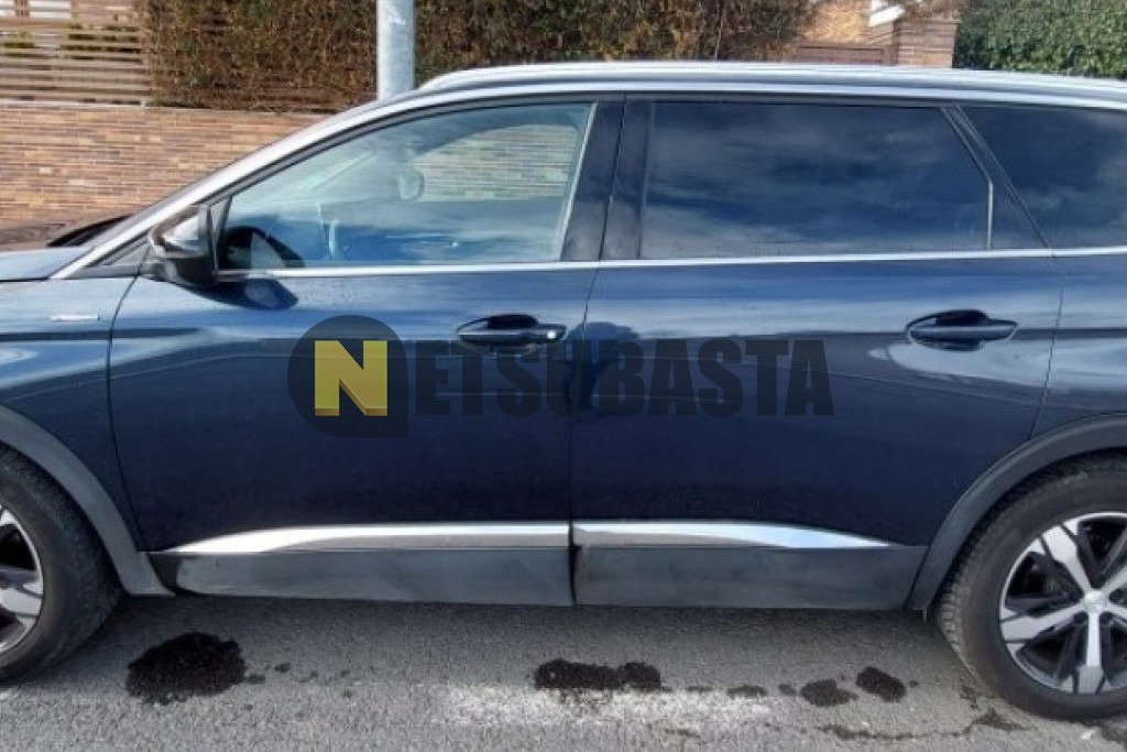 Peugeot 5008 1.6 PureTech EAT8 2019