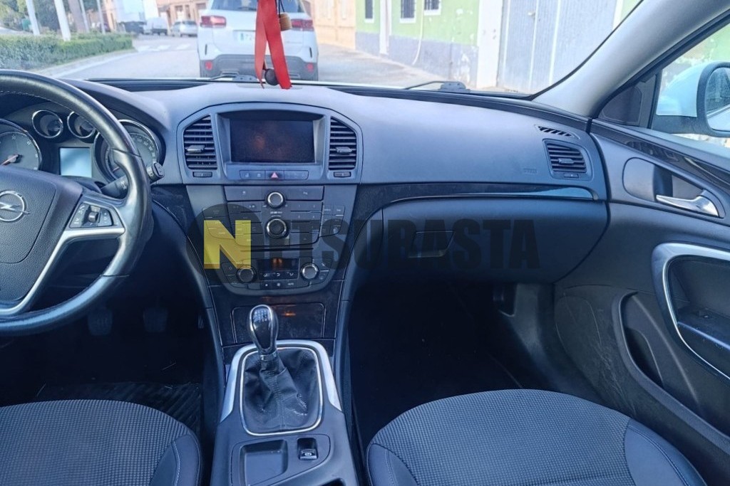 Opel Insignia 2.0 CDTI ecoFLEX 2011