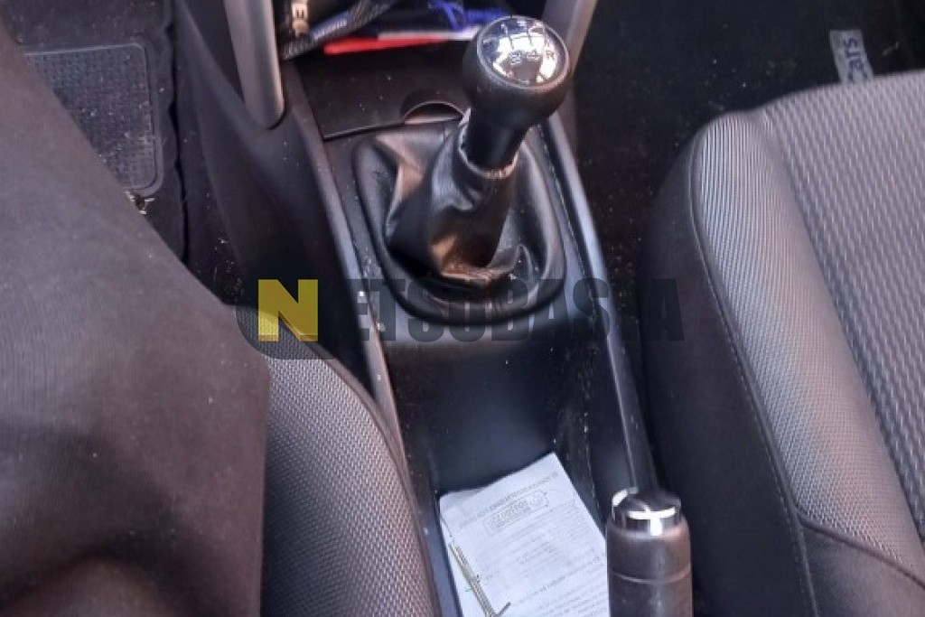 Peugeot 207 1.4i 2011