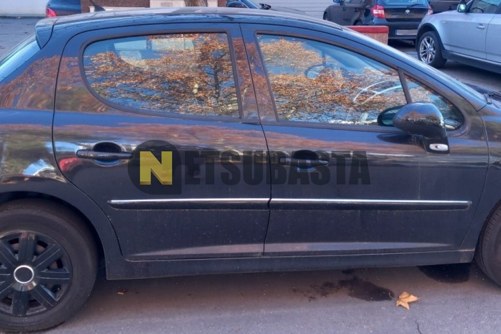 Peugeot 207 1.4i 2011