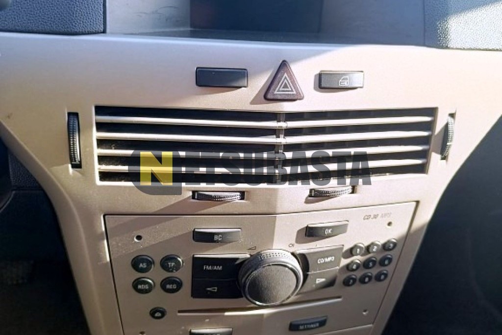 Opel Astra GTC 1.4 16V 2009