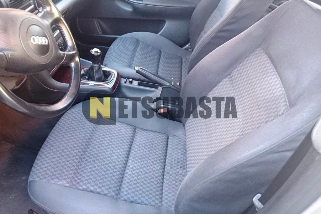 Audi A4 2.5 TDI quattro 2000