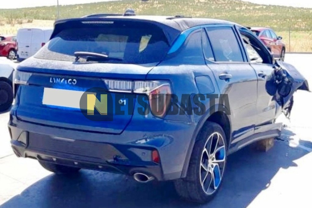 Lynk and Co 01 Híbrido enchufable 2024