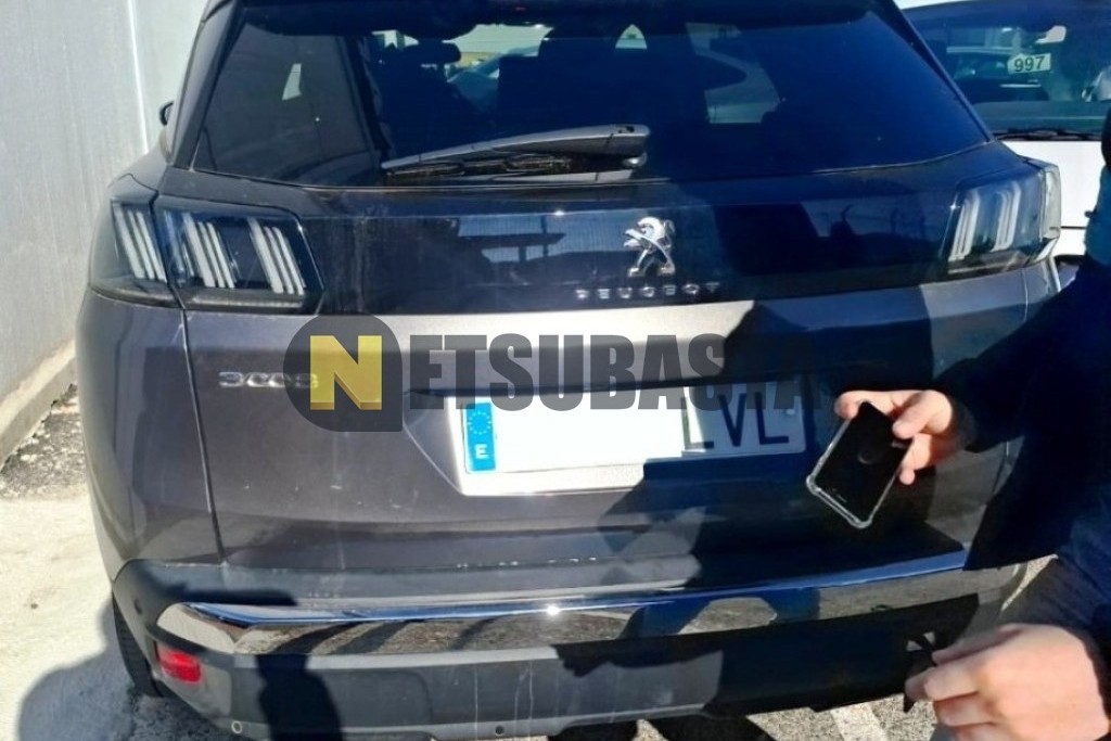 Peugeot 3008 1.5 BlueHDi EAT8 2021