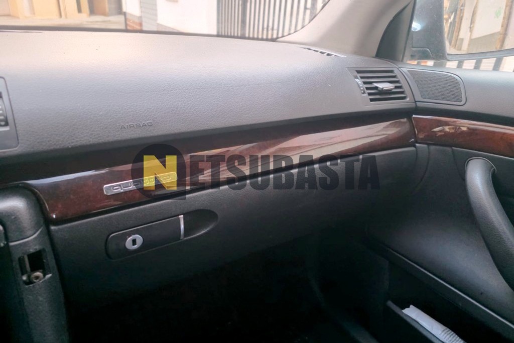 Audi A4 2.5 TDI quattro 2002