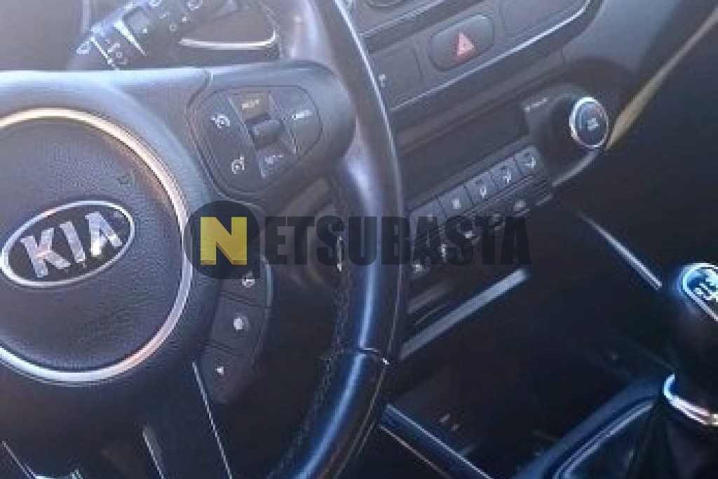 Kia Carens 1.7 CRDi VGT Eco-Dynamics 2016