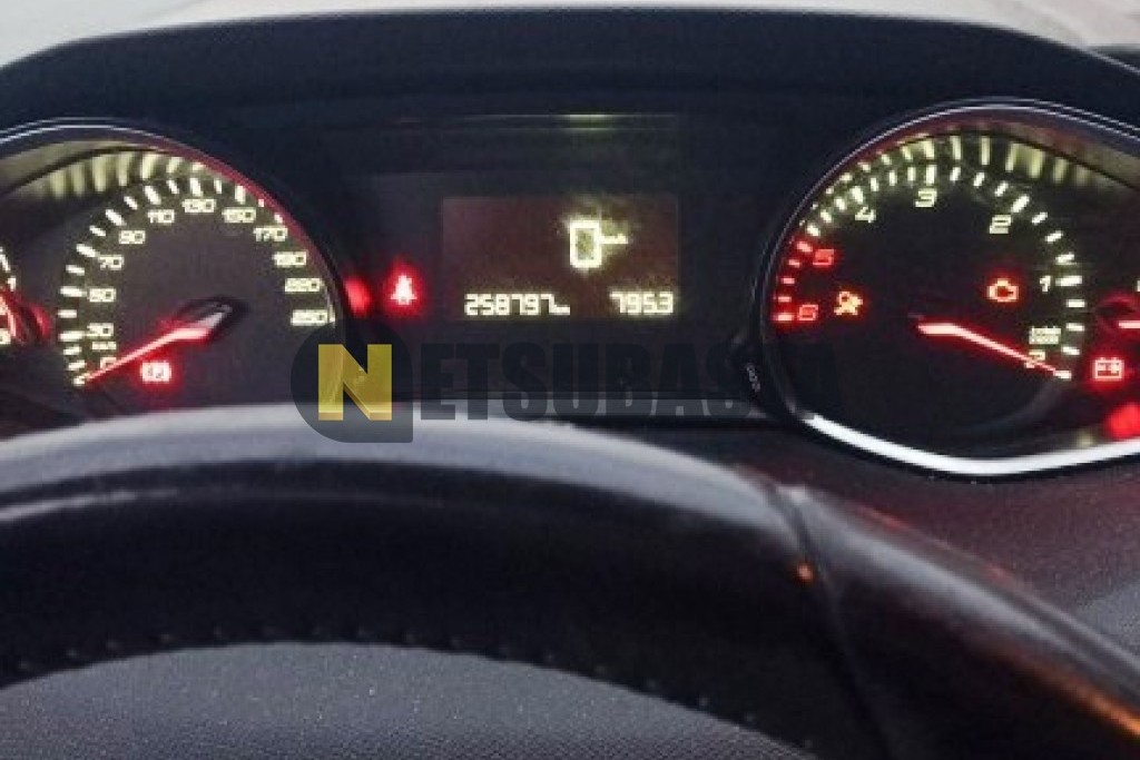 Peugeot 308 1.6 BlueHDi 2015