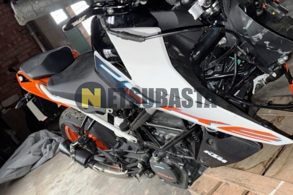 KTM 125 Duke 2024