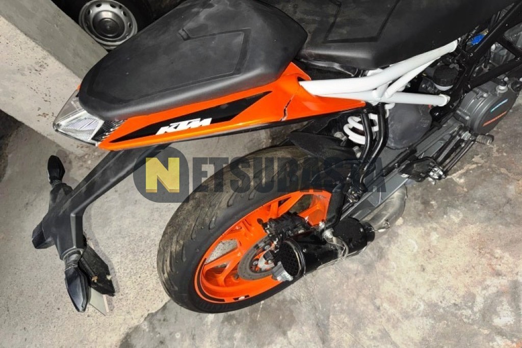 KTM 125 Duke 2024
