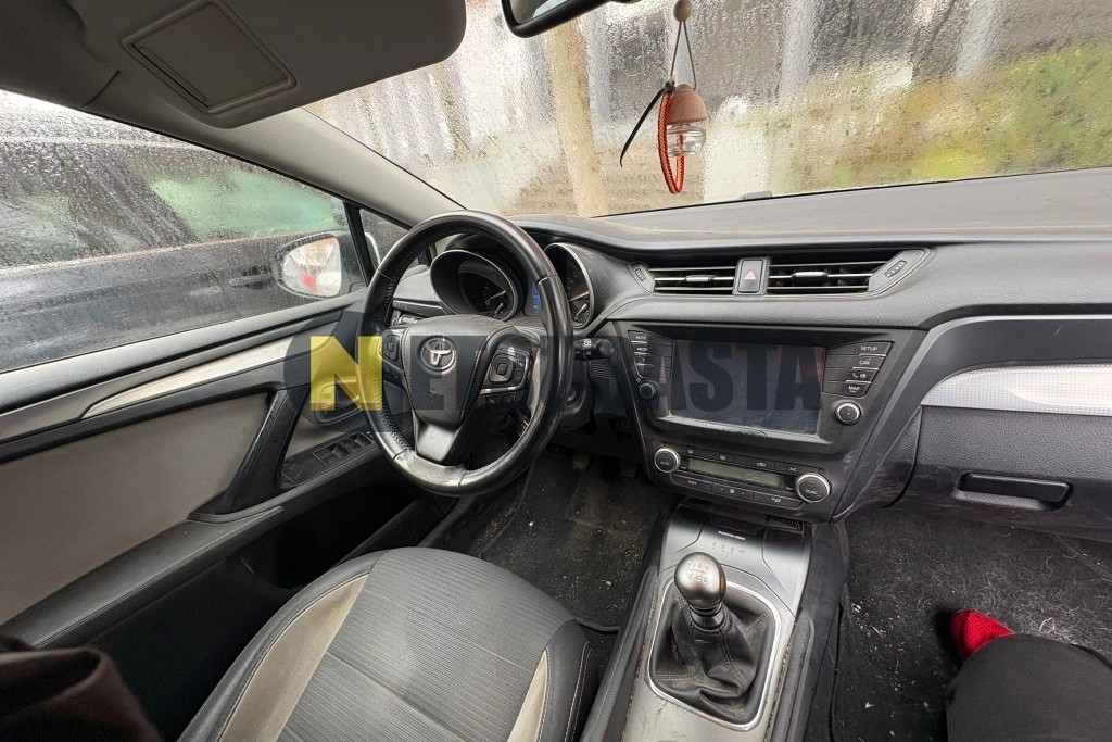 Toyota Avensis Touring Sports 150D 2017