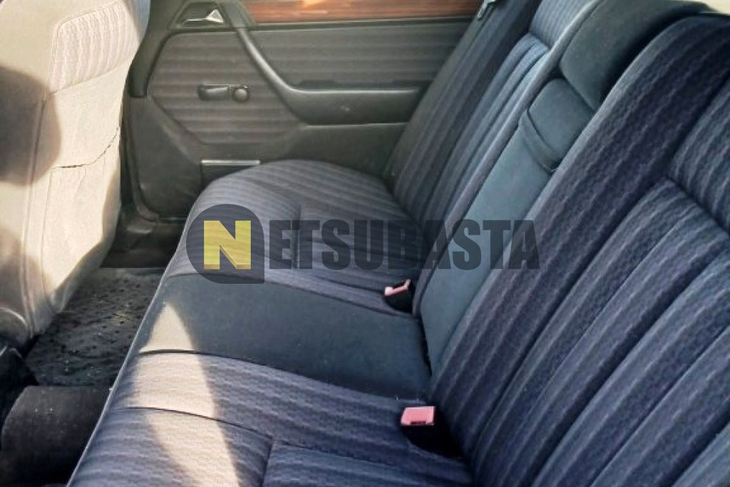 Mercedes-Benz 230 E 1991