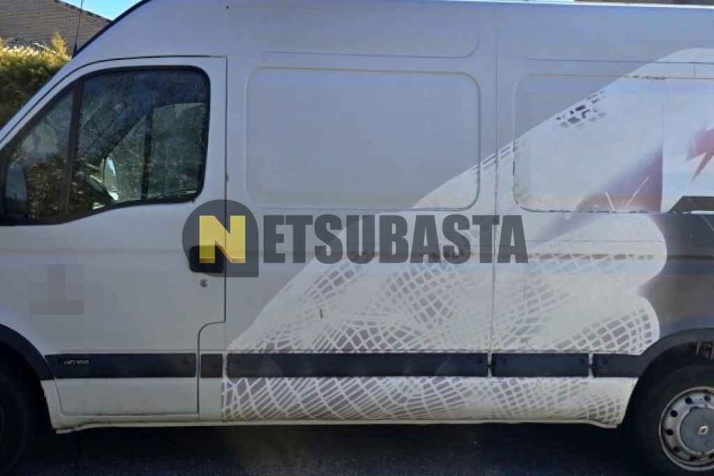 Renault Master Furgon 2.5 dCi 2004