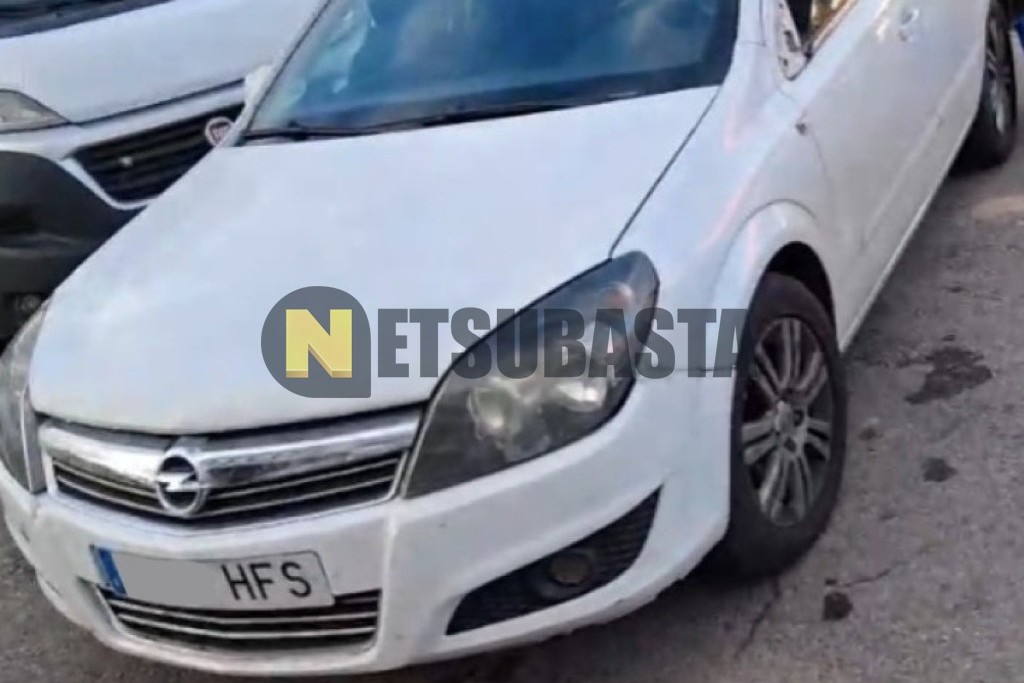 Opel Astra 1.7 CDTi 2011