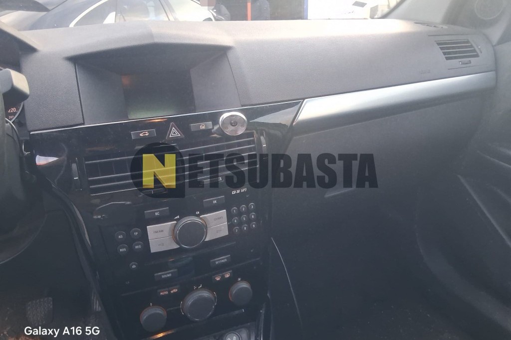 Opel Astra 1.7 CDTi 2011