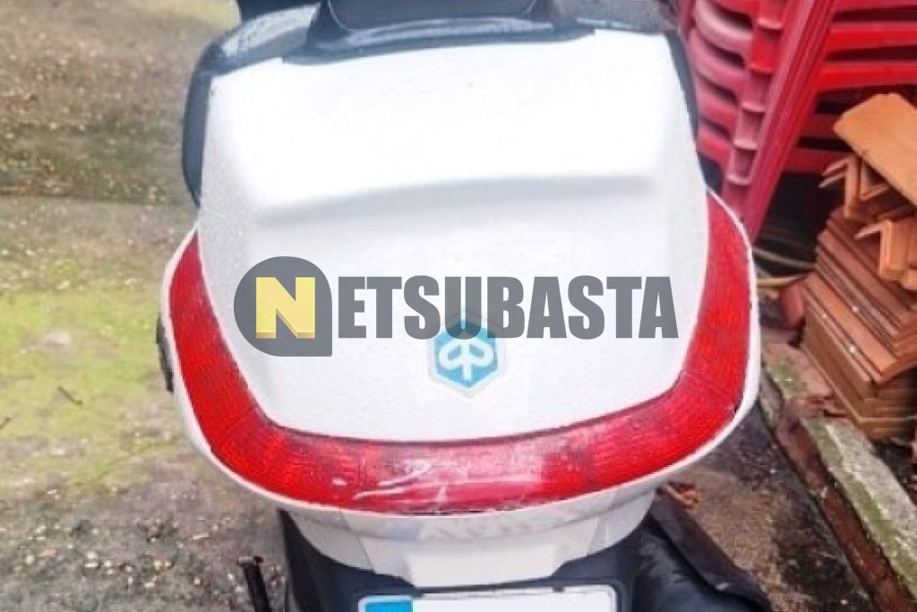 Piaggio X EVO 125 2016