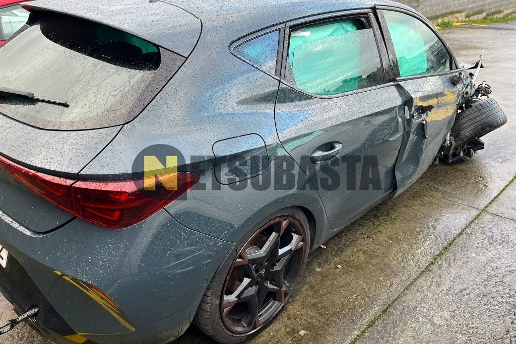 Cupra Leon 1.5 eTSI DSG 2025