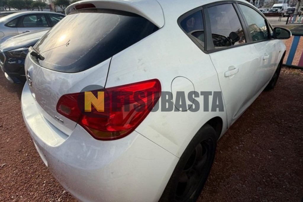 Opel Astra 1.7 CDTi 2010