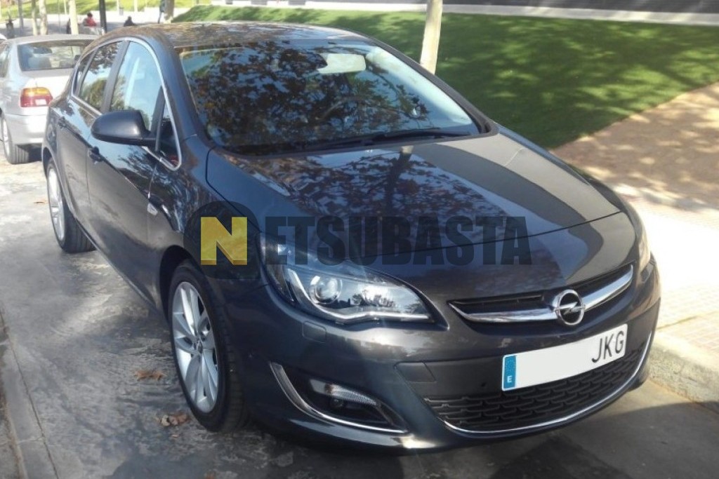 Opel Astra 1.6 CDTi 2015