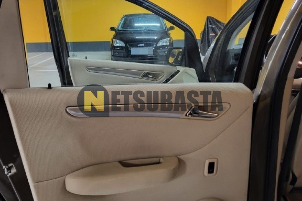 Mercedes-Benz B 180 CDI BlueEFFICIENCY 7G-DCT 2011