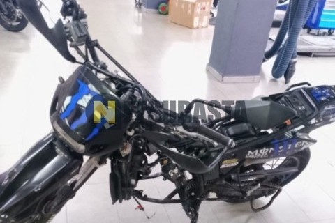 Honda FES 150 Pantheon 2004