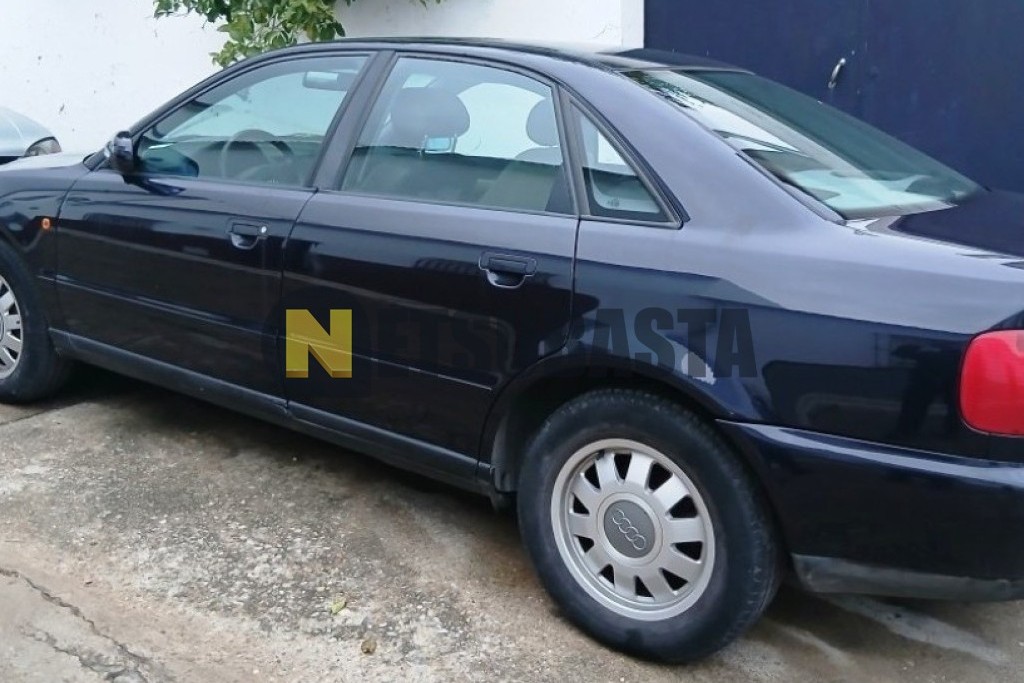 Audi A4 1.8 T tiptronic 5 vel. 1999