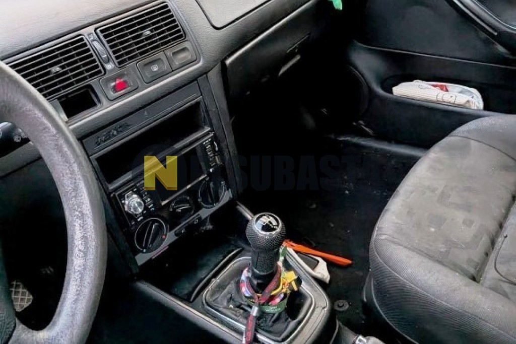 Volkswagen Golf 1.4 1998