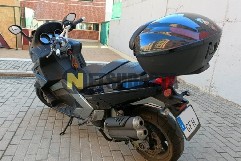 Gilera GP 800 2008