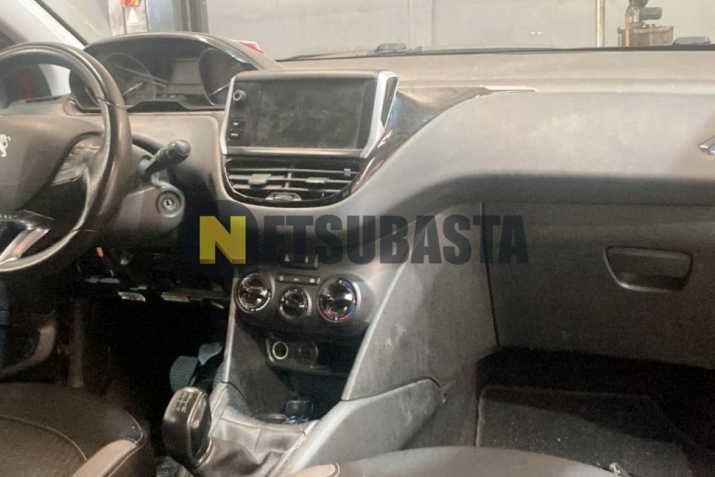 Peugeot 208 1.2 PureTech 2016
