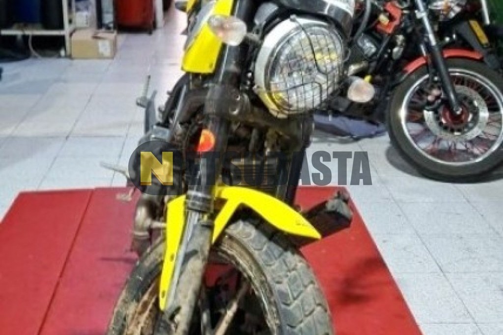 Ducati Scrambler Full Throttle 2015