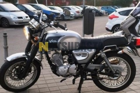 Yamaha SR 250 Special 2002