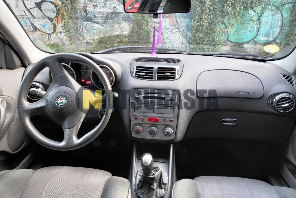 Alfa Romeo 147 1.6 TS 2002