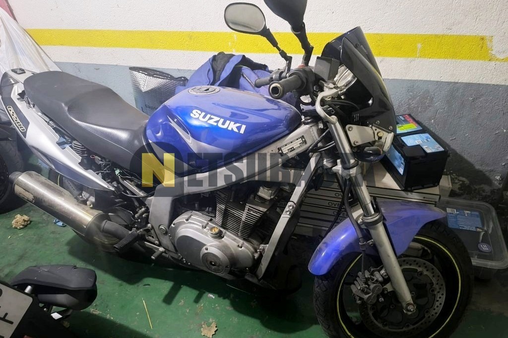 Suzuki GS 500 2003