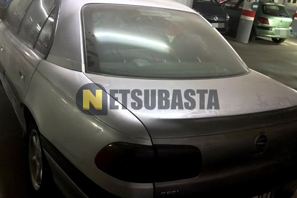 Opel Omega 2.0 DTI 16V 1999