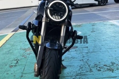 Yamaha SR 250 Special 2002