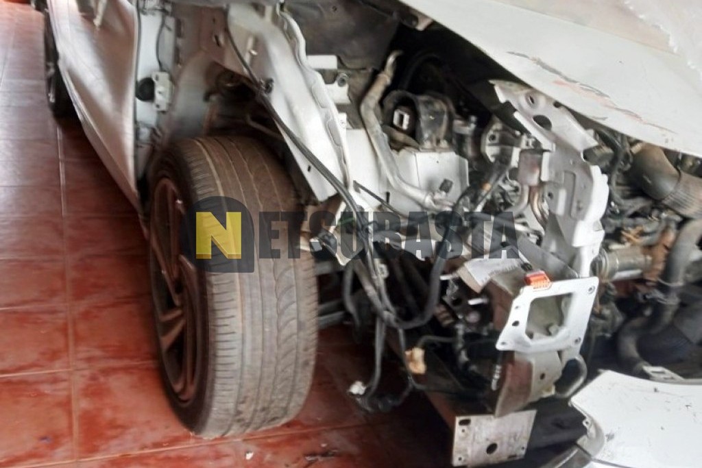 DS DS 5 BlueHDi 2015