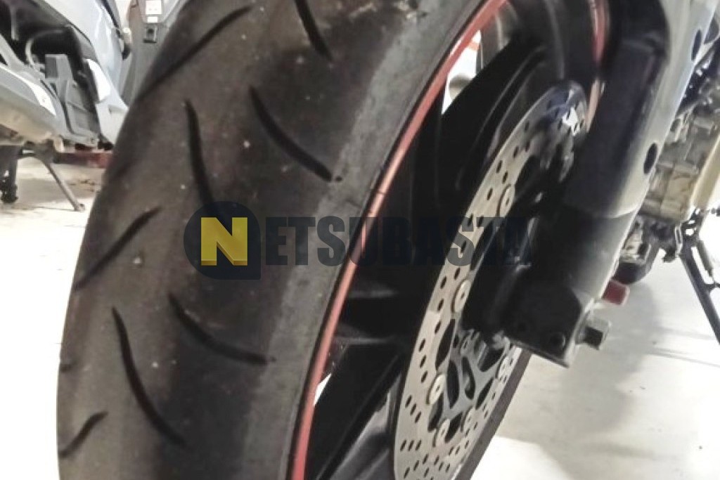 Hyosung GT 650R COMET 2006