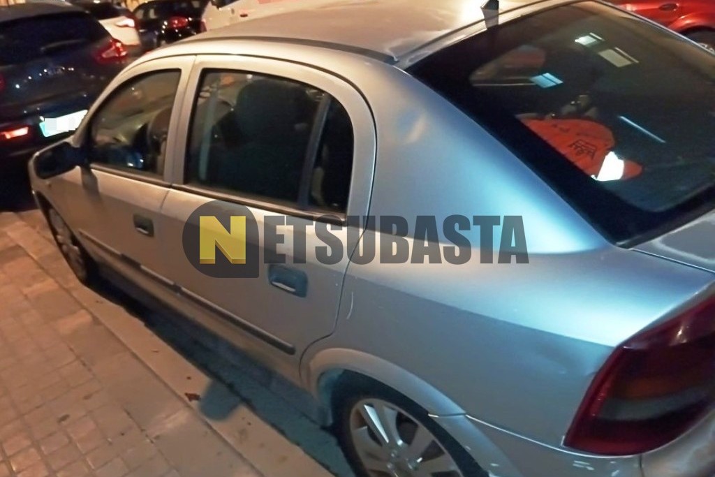 Opel Astra 2.0 Dti 16V 2002