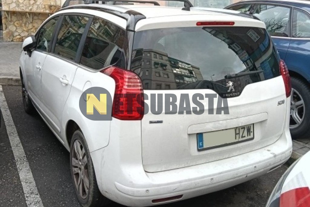 Peugeot 5008 1.6 BlueHDi 2014