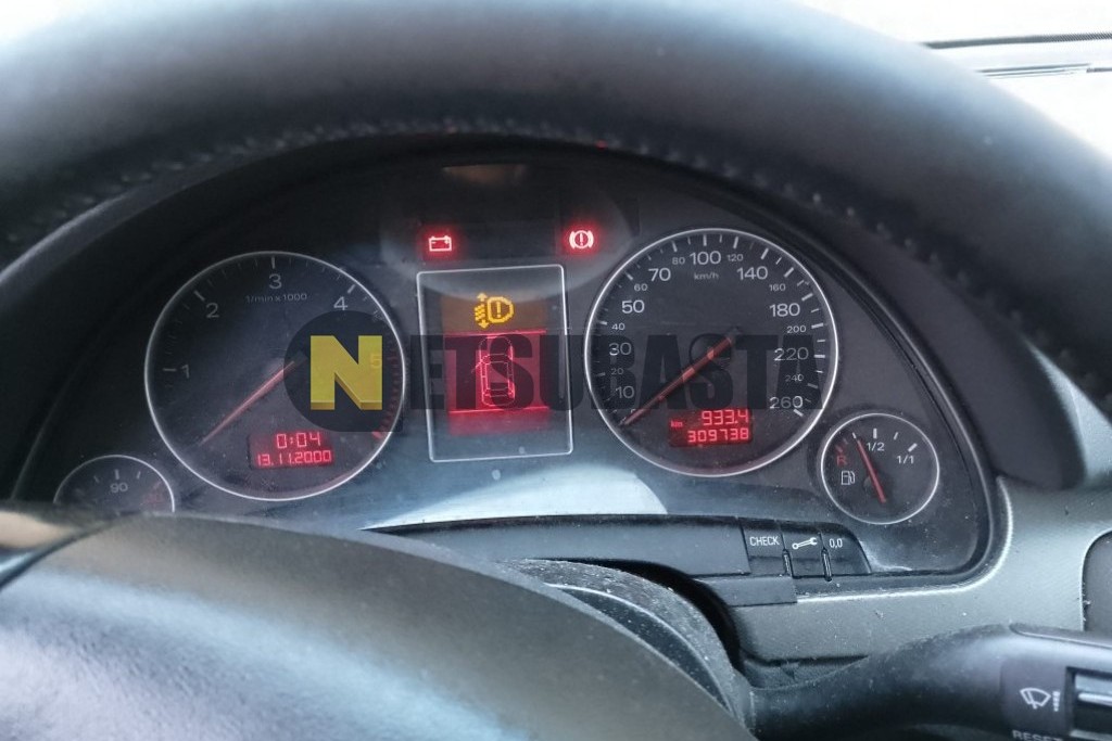 Audi A4 2.5 TDI quattro 2001