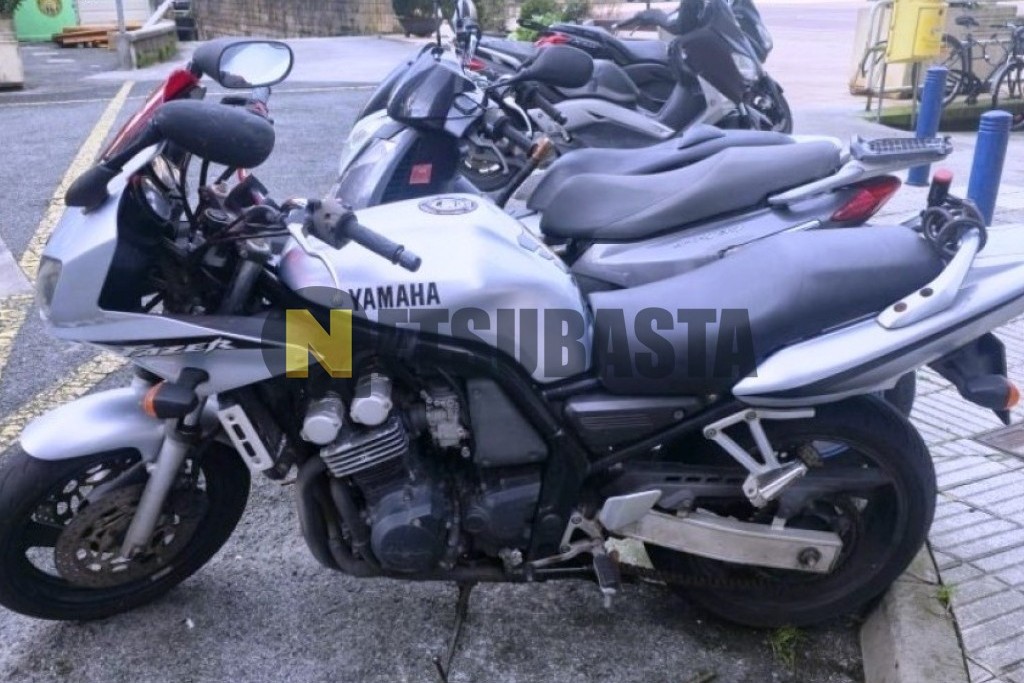 Yamaha FZS 600 Fazer 2002