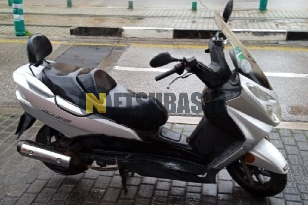 Suzuki BURGMAN 125 2005