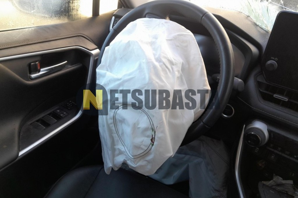 Toyota RAV4 Hybrid 220H 4x4 2024