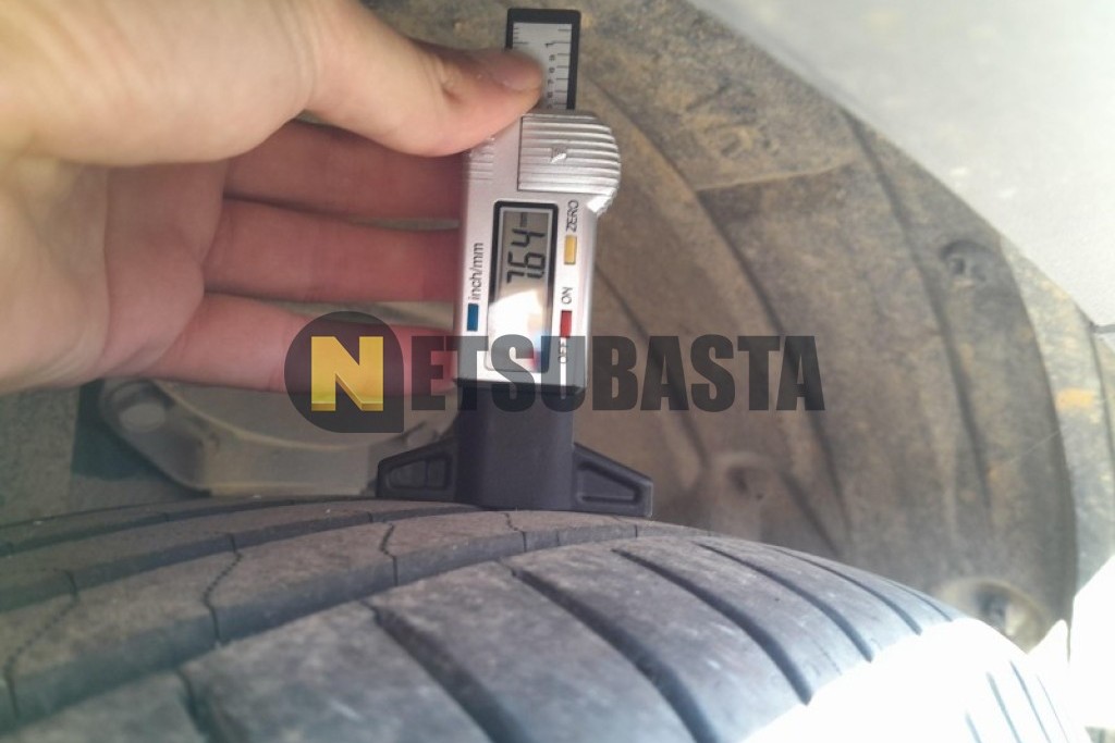 Toyota RAV4 Hybrid 220H 4x4 2024