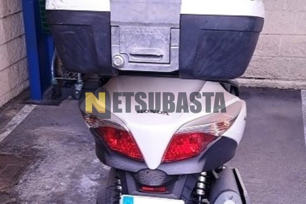 Honda SW T400 ABS 2010