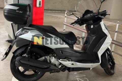 Yamaha YP Majesty 400 2005